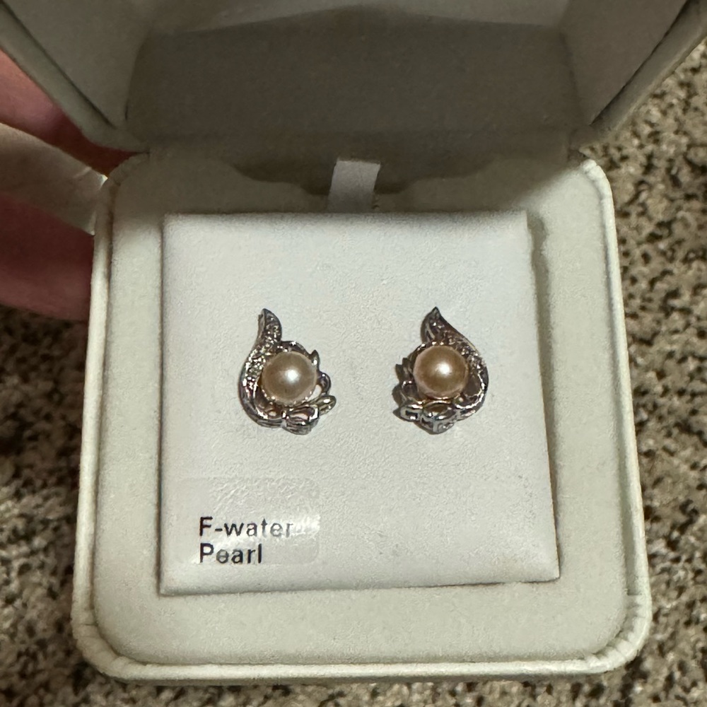 Pearl Earrings